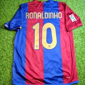 Ronaldinho Barcelona 2006 2007 Home Soccer Jersey Shirt M SKU# 146980-426